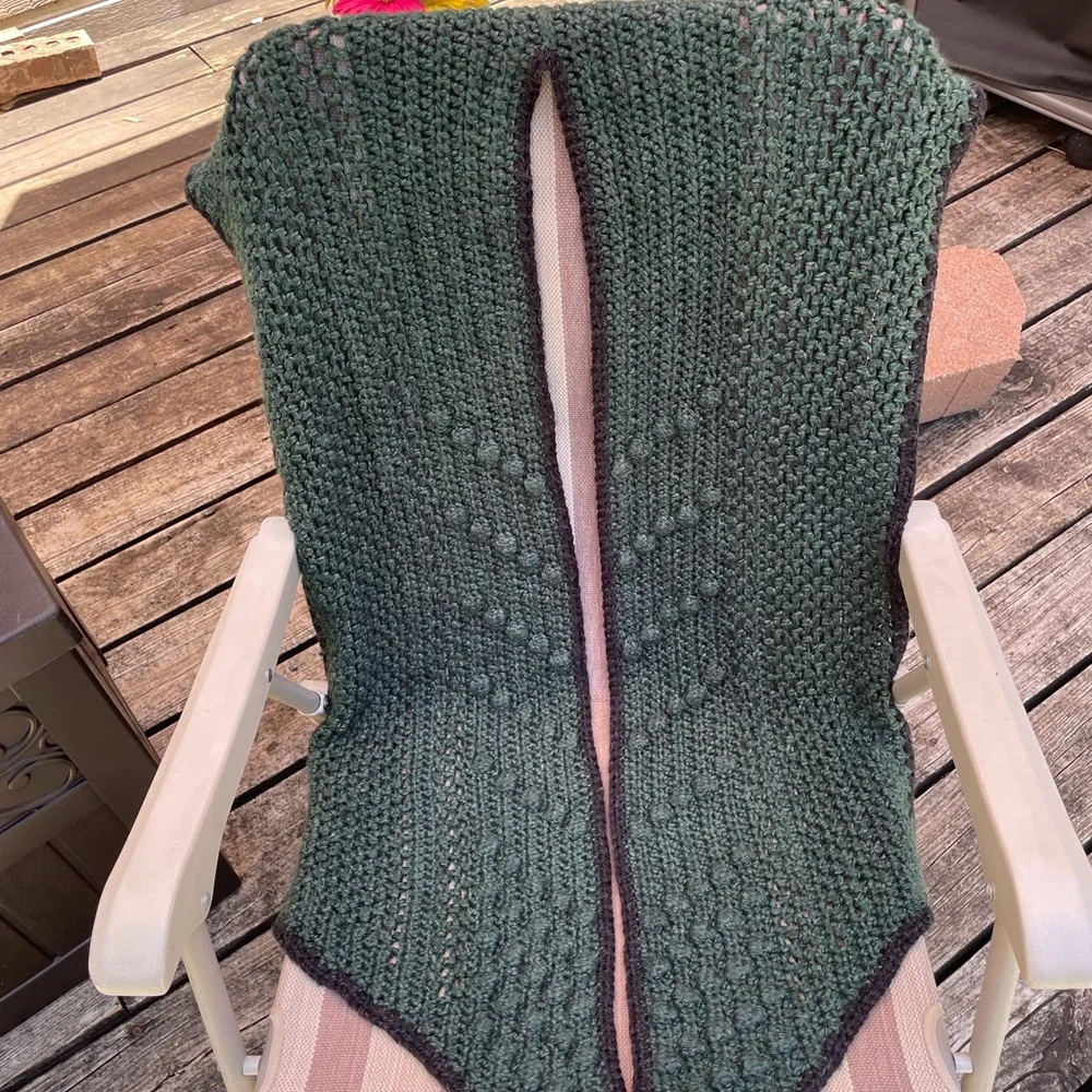 🧶 Knitted Ruana Wrap - Picture 5 of 9